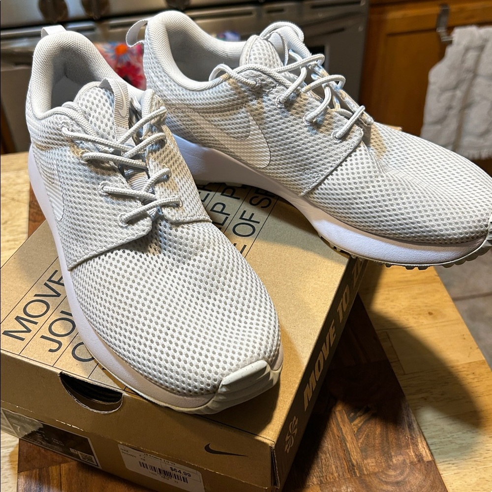 Nike Golf  Roshe G NN JR Light Gray Mesh Sneakers